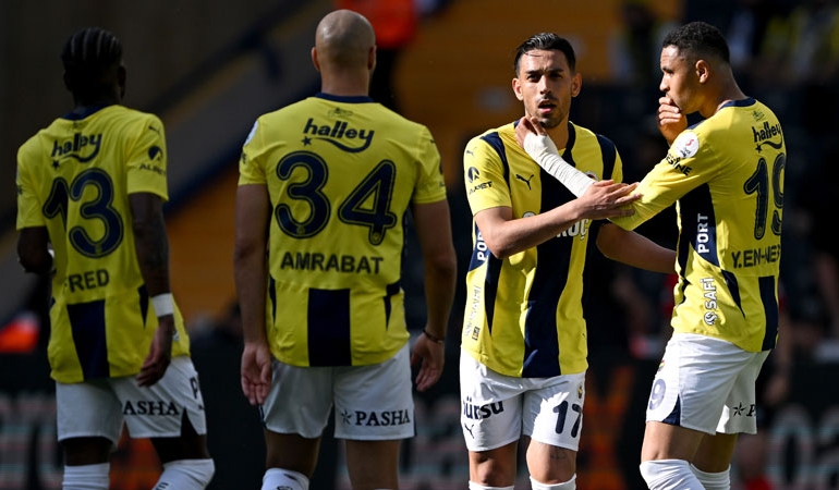 Fenerbahçe sezona galibiyetle veda etti