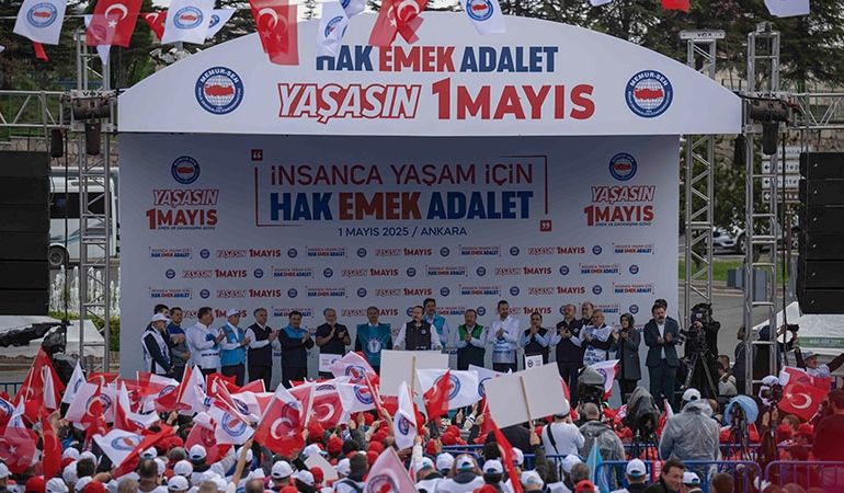 Memur-Sen’den 1 Mayıs mitinginde ‘aile’ talebi: Anayasal güvence altına alınsın