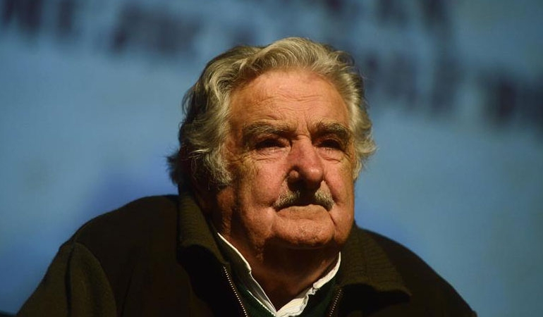 Gösterişsiz yaşamıyla tanınıyordu: Eski Uruguay Devlet Başkanı Mujica hayatını kaybetti
