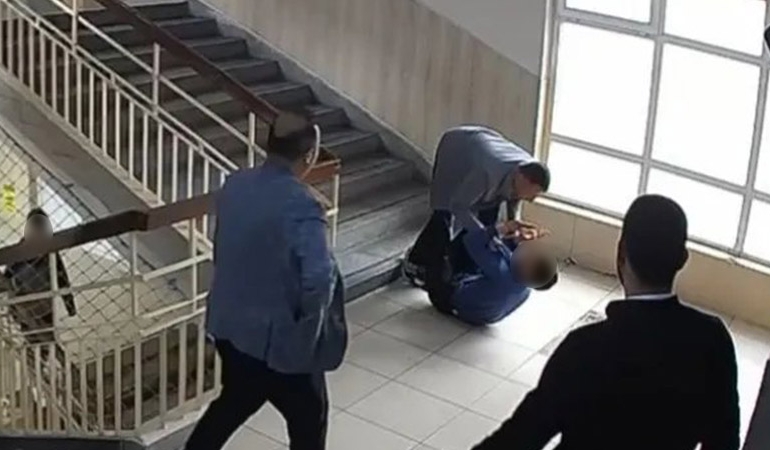 AKP’li eski meclis üyesi okulu bastı: 14 yaşındaki çocuğu darbetti!