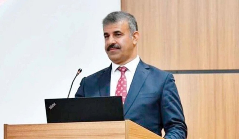 Kendisine 1 milyon 200 bin lira maaş bağlayan rektör görevden alındı