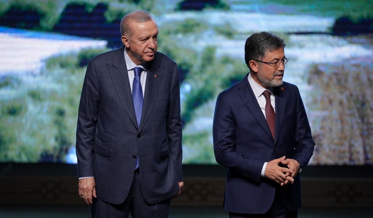 Erdoğan Yörük poşusu takmayı reddetti