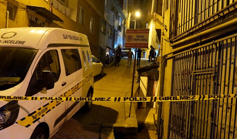 Şişli’de polisle silahlı çatışmaya giren kişi ikna edilerek gözaltına alındı