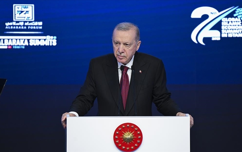 Erdoğan: Faizsiz ekonomiye özlemimi dillendirmeye devam edeceğim