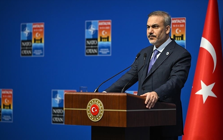 Hakan Fidan’dan ‘PKK/PYD-Şam anlaşması’ yorumu: Prensipte olumlu bakıyoruz