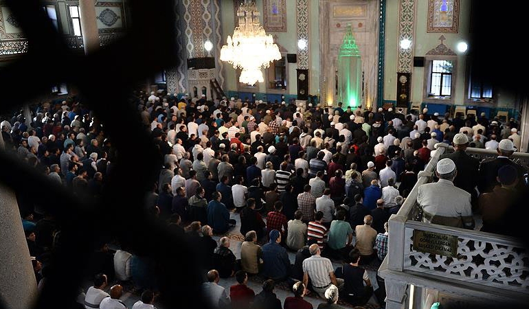 Bayram namazı saatleri belli oldu: İşte 81 ilin listesi
