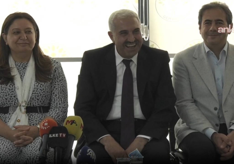 AKP’li başkan: Öcalan’a hakkını teslim etmek lazım