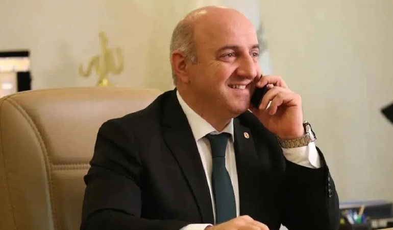 Darıca Belediye Başkanı Bıyık silahla yaralandı!