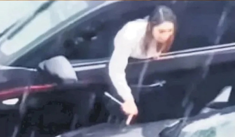Şişli’de ortalığı birbirine katan oyuncu… Bir gecede 5 araca hasar verdi!