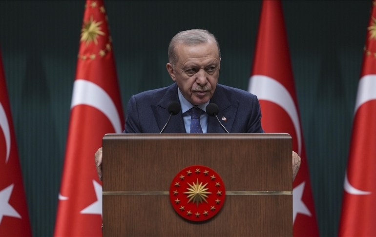 Erdoğan: Amacım Putin, Zelenskiy ve Trump’ı konuk etmek