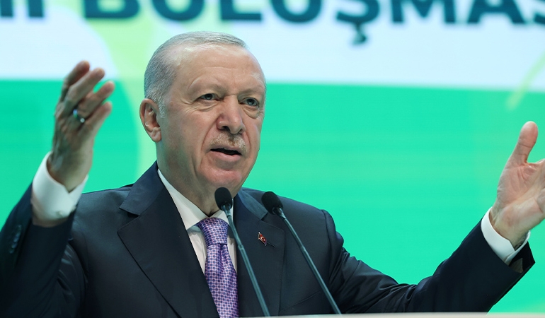 Erdoğan’dan CHP’ye: Şaibeyle yatıp butlanla kalkıyorlar