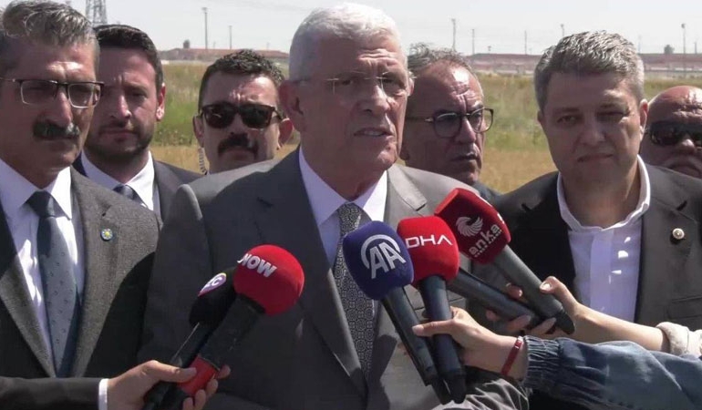 Müsavat Dervişoğlu, Ekrem İmamoğlu’nu ziyaret etti