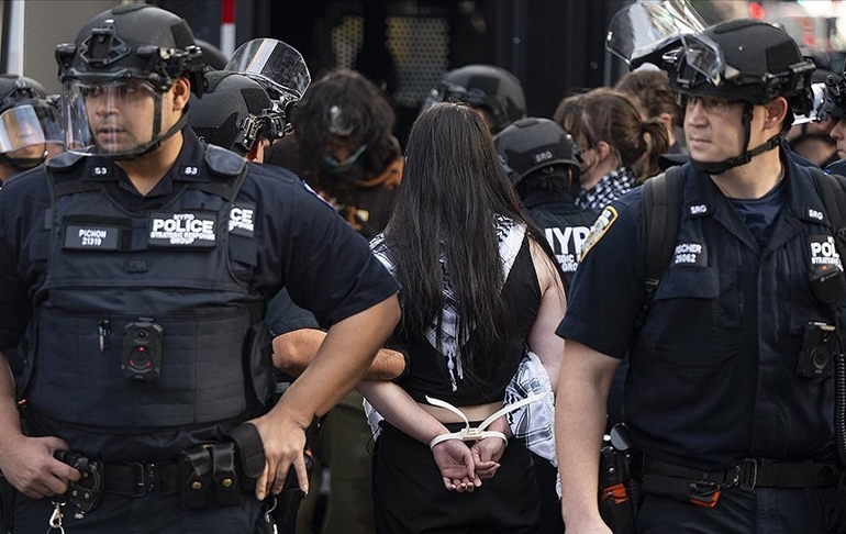 New York’taki protestolarda polis müdahalesi: 65 kişi gözaltına alındı