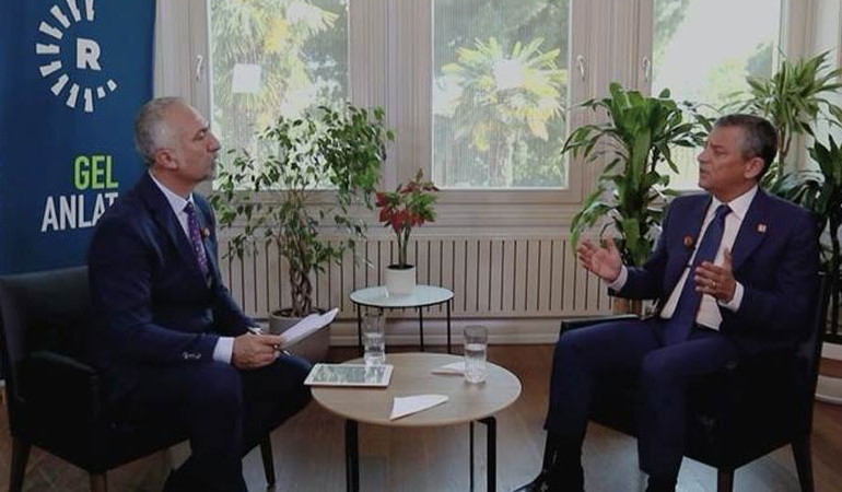 Özgür Özel’den ana dilde eğitim talebine destek: ‘Sınırlar fiilen kalksa…’