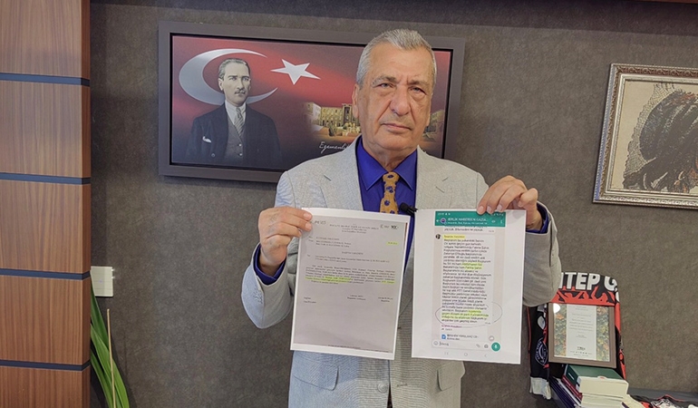 CHP’li vekil, PTT’de ‘torpili’ belgeleriyle gösterdi: İşte mesajlar…