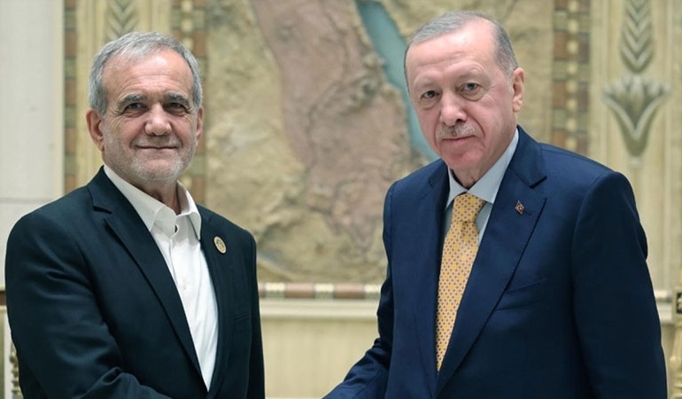 Erdoğan’dan İran Cumhurbaşkanı Pezeşkiyan’a telefon