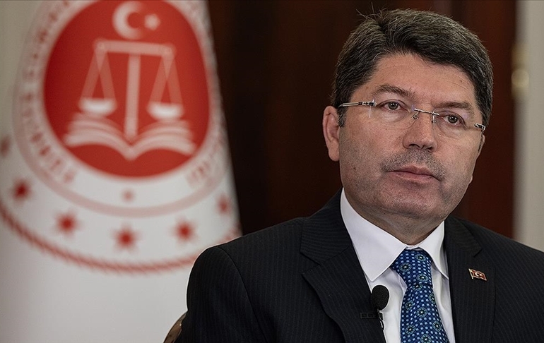 CHP’den Bakan Tunç’a ‘beyaz Toros’ soruları