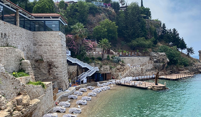 Mermerli’de restorasyon delillerini yakmışlar!