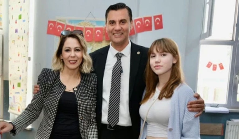 Ferdi Zeyrek’in kızı Nehir Zeyrek yaşananları anlattı: ‘Kaçak akım rölesi yoktu ya da çalışmıyordu’