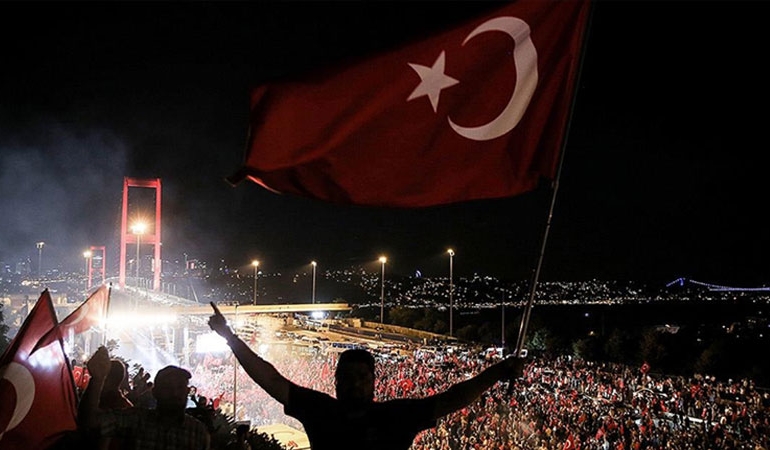 FETÖ’cü darbe girişiminin 9. yılı: Hain gecede neler yaşandı? 15 Temmuz davalarının bilançosu…