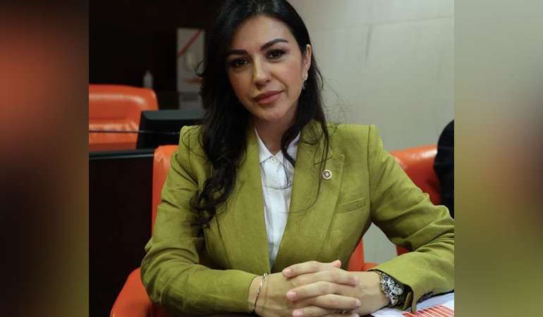 AKP’de bir Rolex vakası daha