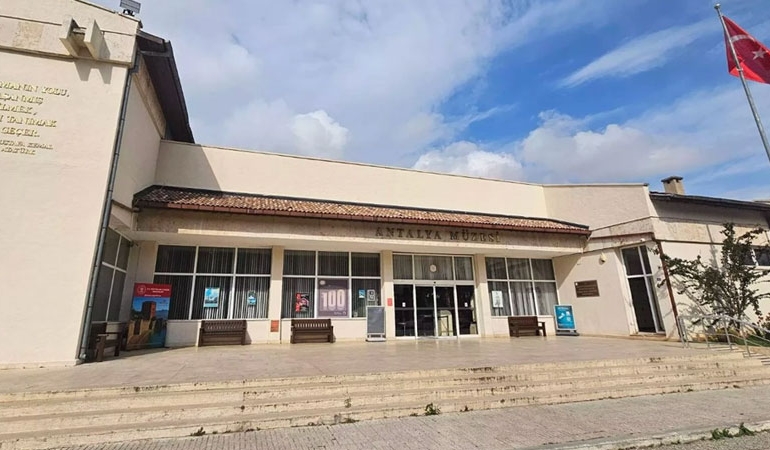 Antalya Müzesi ziyarete kapatılacak!