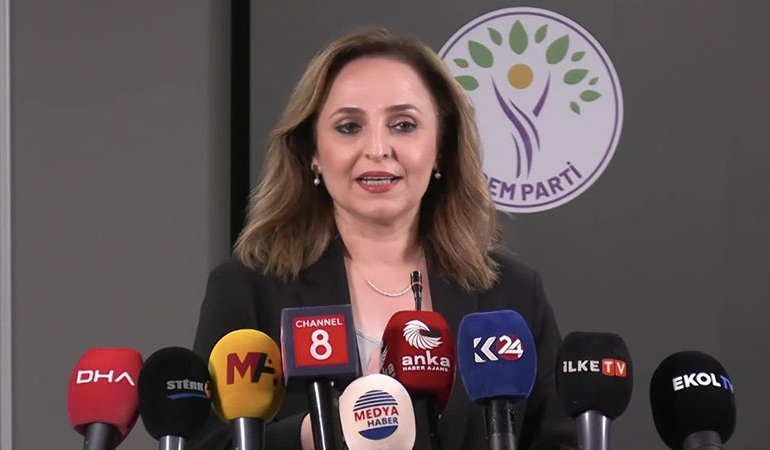 DEM Parti’den ‘yeni bir Cumhuriyet’ mesajı: ‘Geçmiş yüzyılın alışkanlıklarından kurtulmalıyız’