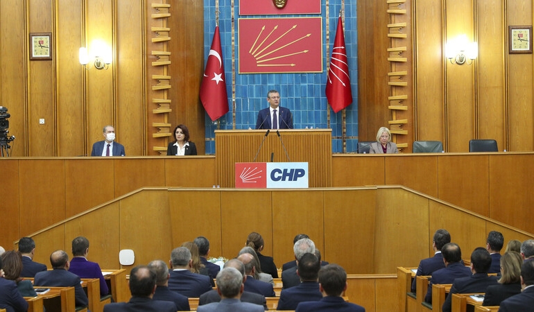 Özgür Özel ‘Türkiye’yi kurtarmak için’ demişti… İşte CHP’nin açılım komisyonu üyeleri!