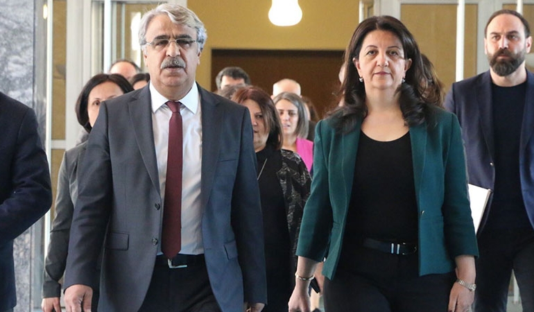 DEM Parti’den liderlere açılım turu: Önce Bahçeli, sonra Özel…