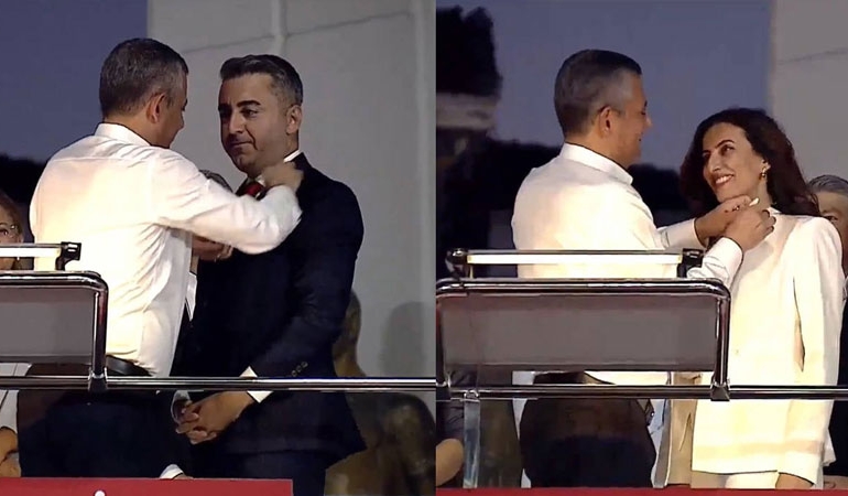 DEVA’dan istifa eden vekiller CHP’ye katıldı: Özgür Özel rozet taktı