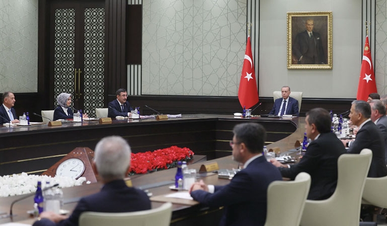 Bakanlar değişiyor mu? Kabine için ‘veda yemeği’ iddiası…