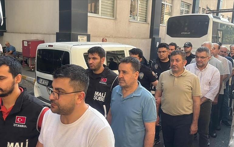MEB’de FETÖ operasyonu: 51 kişi adliyede