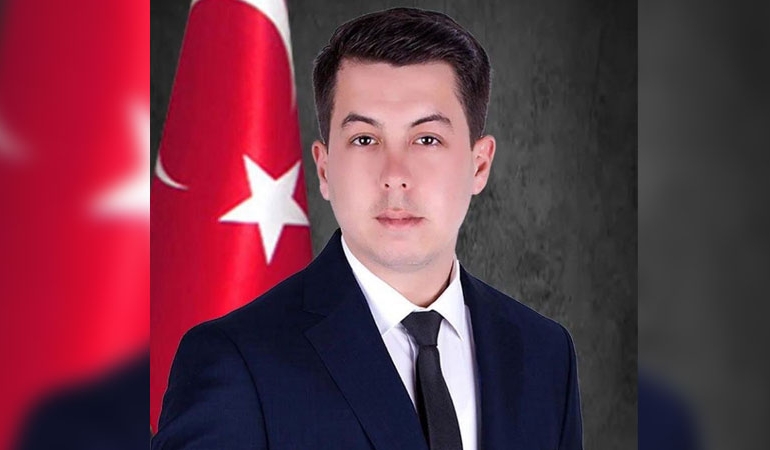 AKP’li belediye meclis üyesi Mehmet Anıl Yüksel silahlı saldırıda öldürüldü!