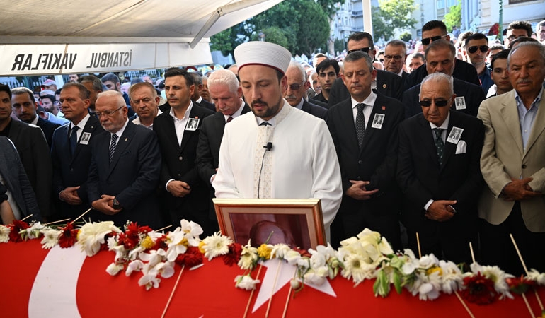 Altan Öymen son yolculuğuna uğurlandı