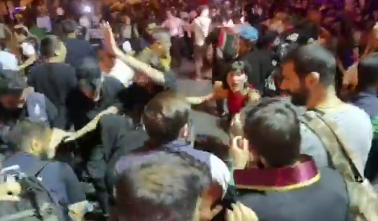 Saraçhane’de polis müdahalesi: Bakan Yerlikaya gözaltı sayısını açıkladı