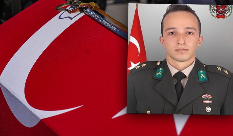 Şehit Ege Akar son yolculuğuna uğurlandı: Dönem arkadaşlarından Harbiyeli Marşı