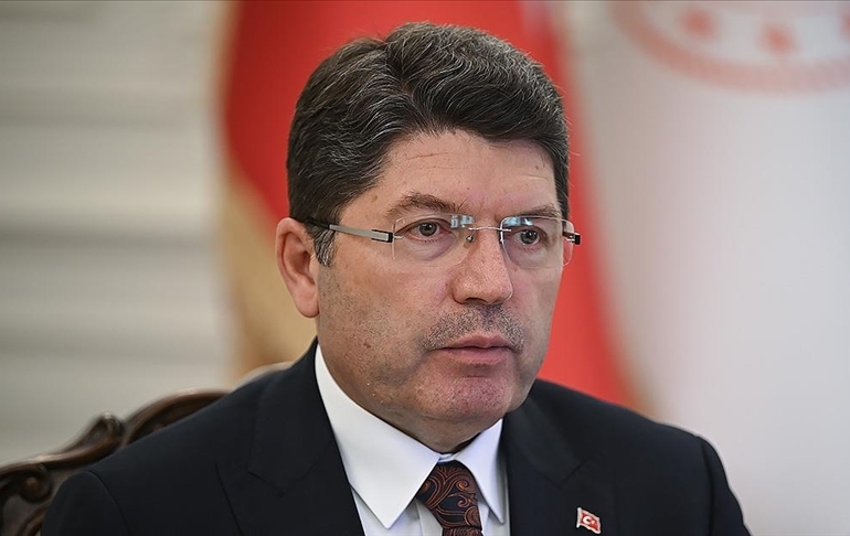 Bakan Yılmaz Tunç: Orman yangınları soruşturmalarında 39 kişi tutuklandı