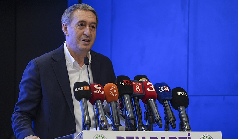 DEM Parti’den açılımı eleştiren medyaya: ‘Öküz altında buzağı arıyorlar’
