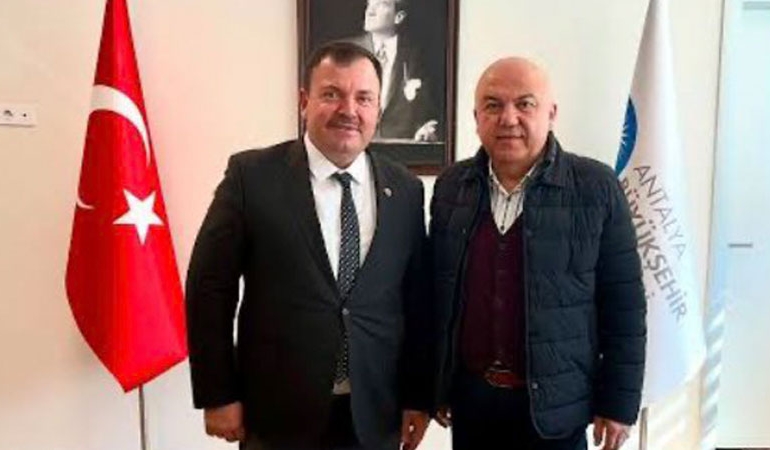 Antalya’da yöneticisi oldukları belediye şirketine sahibi oldukları şirketten et aldılar!