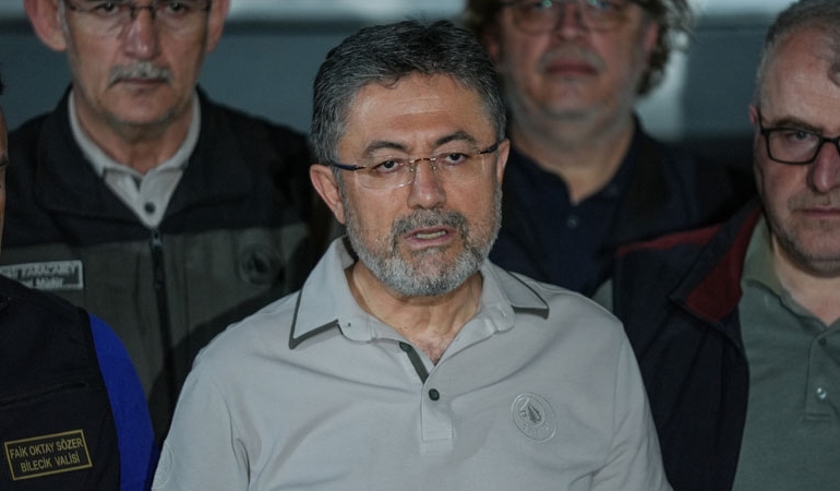 Türkiye orman yangınlarıyla mücadele ediyor! Bakan Yumaklı son durumu açıkladı