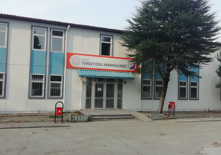 Düzce’de bir lisede skandal kurallar listesi! 18 madde sıralandı…