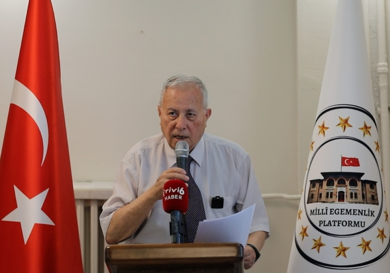 Eski bakan ve milletvekillerinden ‘yeni anayasa’ karşıtı bildiri