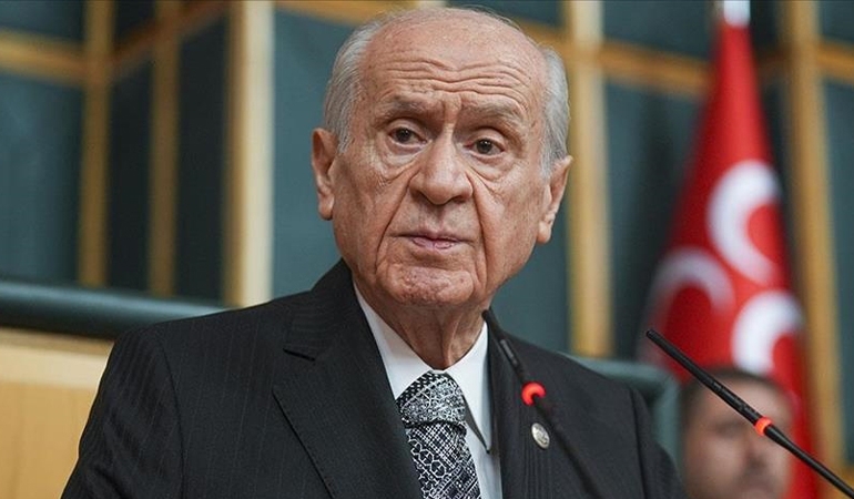 Bahçeli’den Türk bayrağına saldırıya ilk açıklama: ‘DEM Parti’nin eşbaşkanları birinci derecede sorumlu’