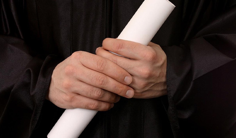 Sahte diploma çetesinden ‘eski Ülkü Ocakları İlçe Başkanı’ çıktı