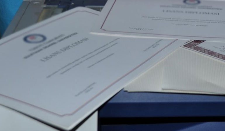 Sahte diploma çetesi üyesi fiyat tarifesini açıkladı: ‘Asker, polis, savcı, engelli raporu da hazırlıyoruz’