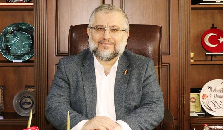 Diyanet-Sen yöneticisi ve 2 oğlu hakkında ‘lüks araç dolandırıcılığı’ iddiasıyla suç duyurusu