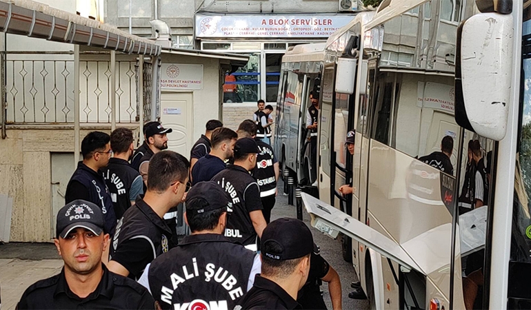 İBB’ye yönelik ‘Aziz İhsan Aktaş’ soruşturmasında 5 kişi tutuklandı