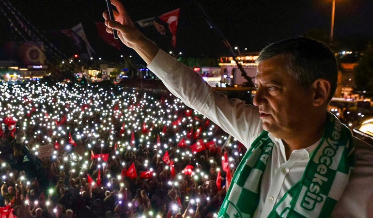 Özgür Özel: ‘Beyoğlu operasyonu Bahçeli’ye meydan okumadır’