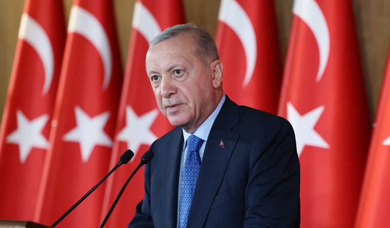 Erdoğan: ‘Belediyeleri aile çiftliğine çevirenler için artık deniz bitmiştir’