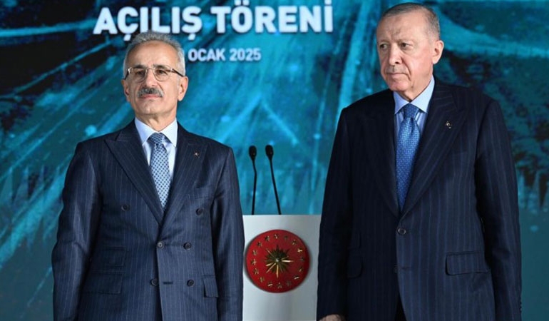 Erdoğan ‘2028’ demişti… Bakan Uraloğlu’ndan ‘erken seçim’ çıkışı
